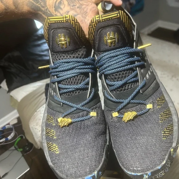 Adidas Black and Gold Harden Vol. 2 Shoes - Picture 7 of 10